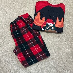 Fall’s Creek | Christmas pajamas